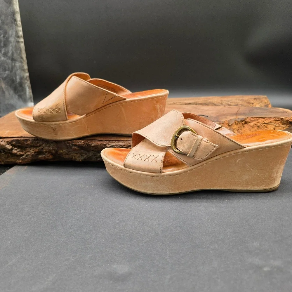 Boho Born Wedge Sandals Womens Size 9 Tan Leather Buckle Slide Platform Mules